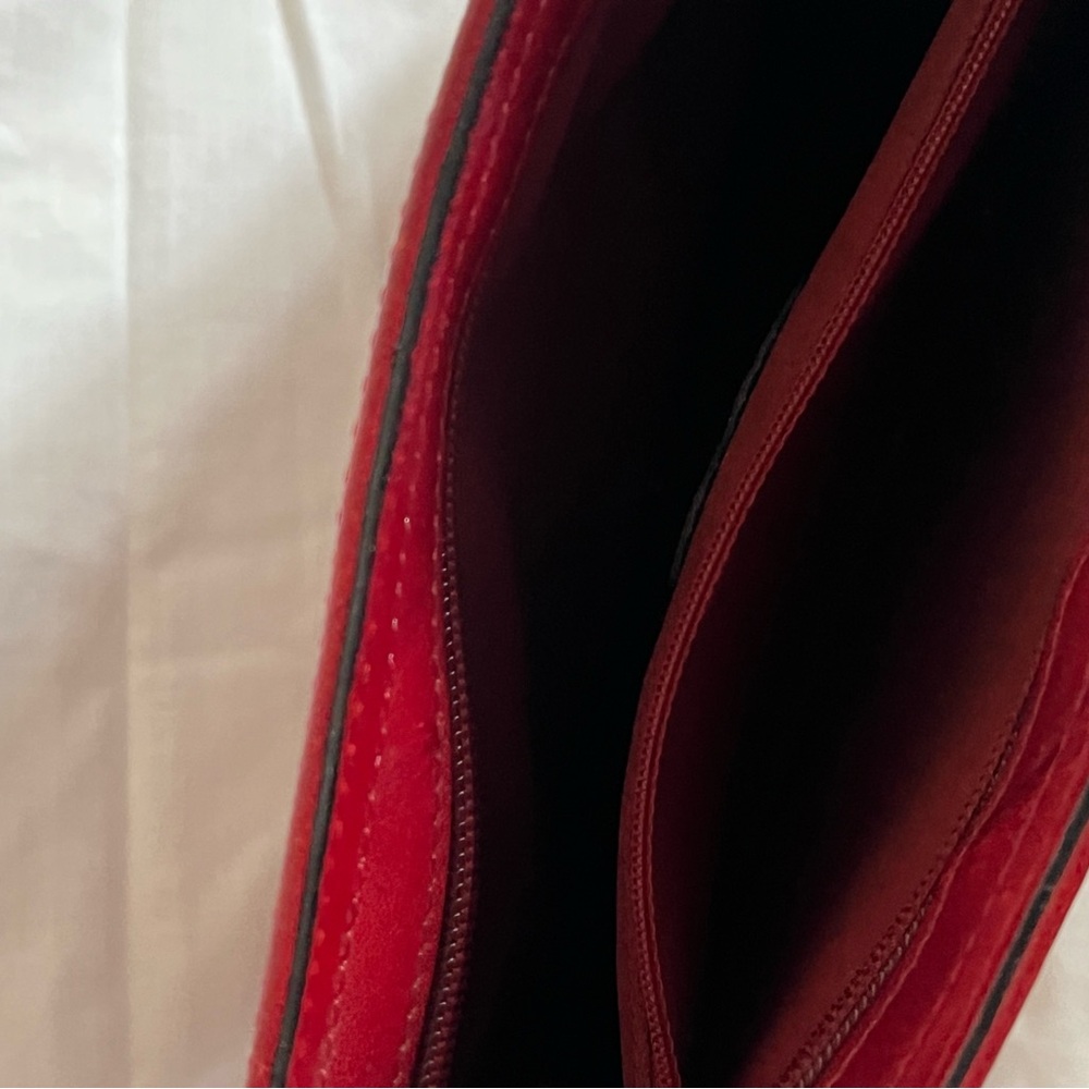 NWOT Elegant Red WILSONS LEATHER Shoulder Bag - Picture 5 of 6